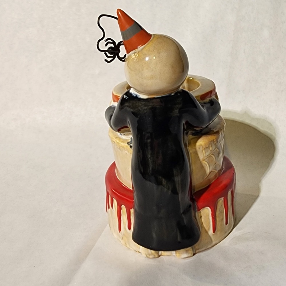 Yankee Candle Boney Bunch Skeleton "Happy Birthday Boney" Tea NEW Halloween - Picture 2 of 5